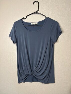Pink Rose Blue Twist Front Short Sleeve Top Women’s Medium Modal Stretch